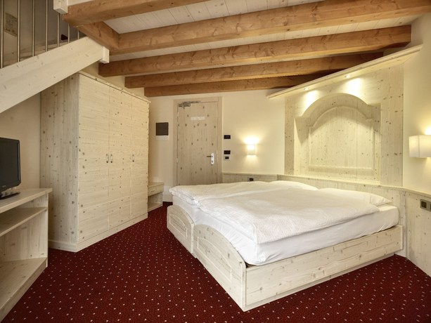 Imagen de la habitación del Hotel Panorama Fontanella Wellness and Spa. Foto 2