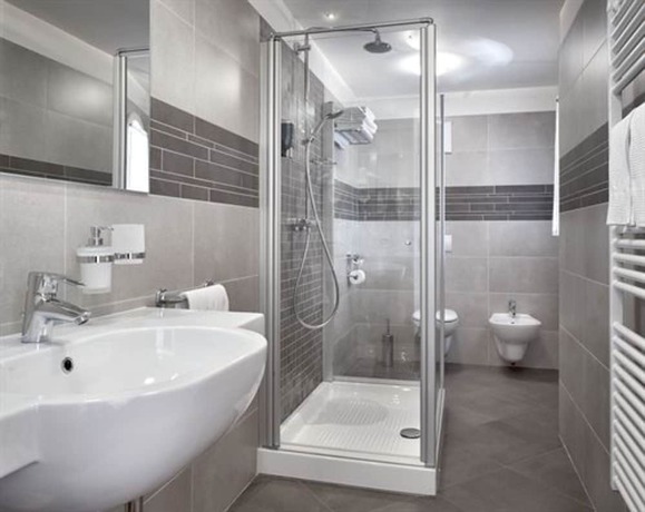 Imagen de la habitación del Hotel Panorama Fontanella Wellness and Spa. Foto 9