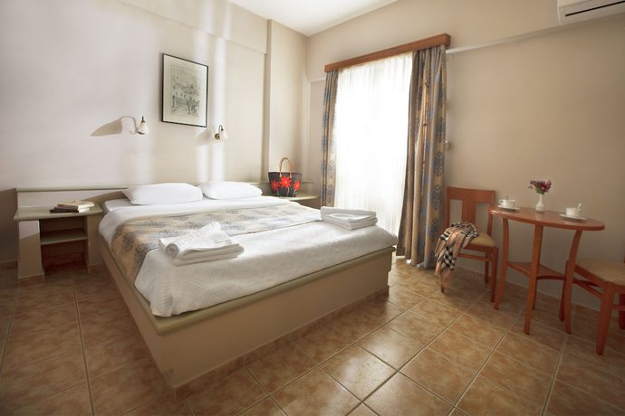 Imagen de la habitación del Hotel Panorama, Gefyra. Foto 7