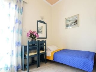 Imagen de la habitación del Hotel Panorama Hotel, Aegina. Foto 9