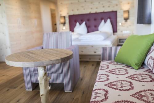Imagen de la habitación del Hotel Panorama Huberhof. Foto 11