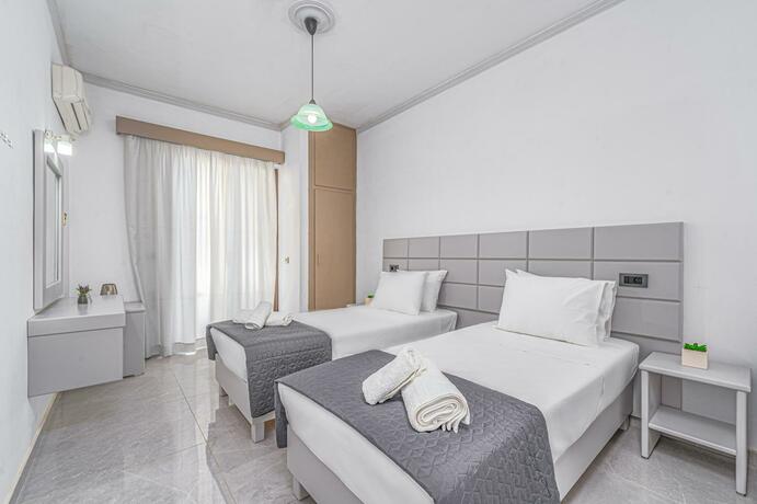 Imagen general del Hotel Panorama, Laganas. Foto 9