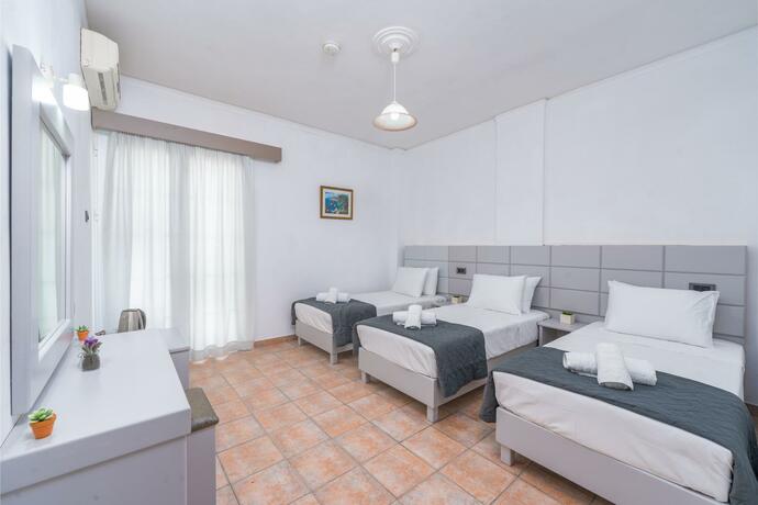 Imagen general del Hotel Panorama, Laganas. Foto 23