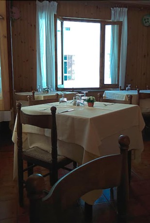 Imagen del bar/restaurante del Hotel Panorama, Li Scalitti. Foto 4