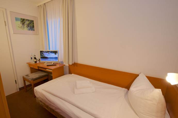 Imagen de la habitación del Hotel Panorama Lohme. Foto 11