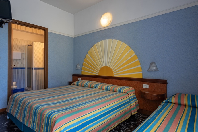 Imagen de la habitación del Hotel Panorama, Marciaga. Foto 10