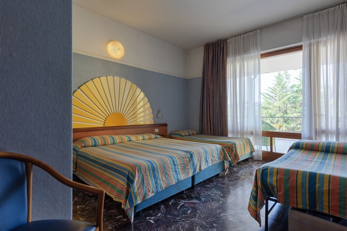 Imagen de la habitación del Hotel Panorama, Marciaga. Foto 13