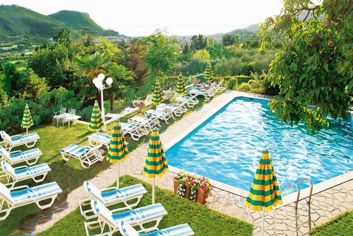 Imagen de los exteriores del Hotel Panorama, Marciaga. Foto 14