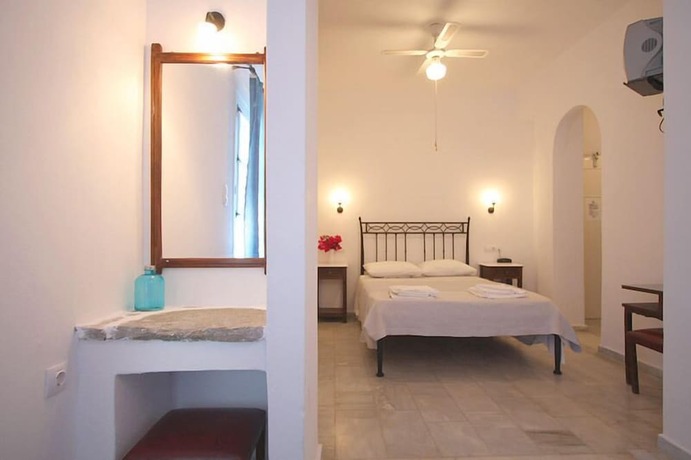 Imagen de la habitación del Hotel Panorama, Naxos. Foto 19