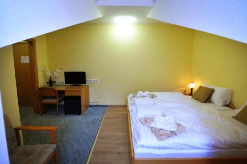 Imagen de la habitación del Hotel Panorama Noszvaj. Foto 10