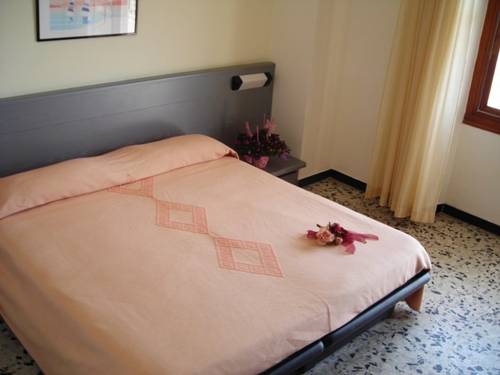 Imagen de la habitación del Hotel Panorama, PORTOSCUSO. Foto 3