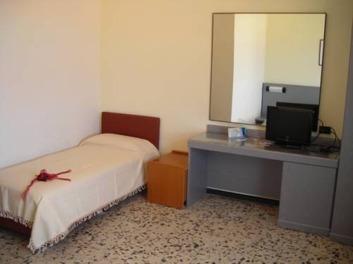 Imagen de la habitación del Hotel Panorama, PORTOSCUSO. Foto 4
