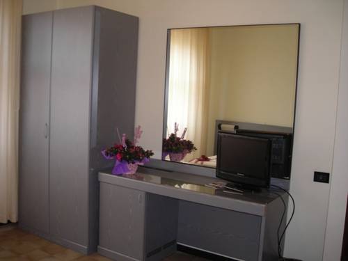 Imagen de la habitación del Hotel Panorama, PORTOSCUSO. Foto 16