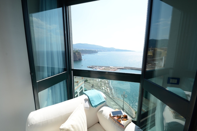 Imagen de la habitación del Hotel Panorama Palace. Foto 6