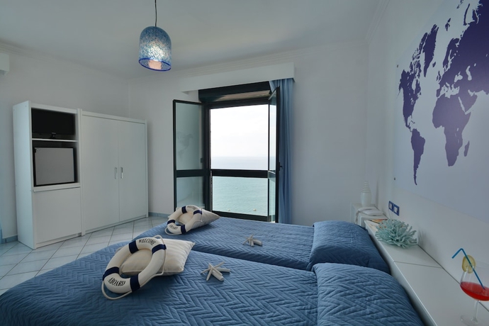 Imagen de la habitación del Hotel Panorama Palace. Foto 9