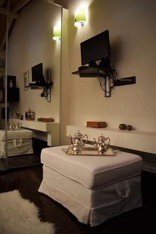 Imagen de la habitación del Hotel Panorama Penthouse and Studios. Foto 19