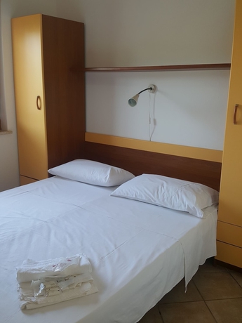 Imagen de la habitación del Hotel Panorama Residence, Scalea. Foto 2