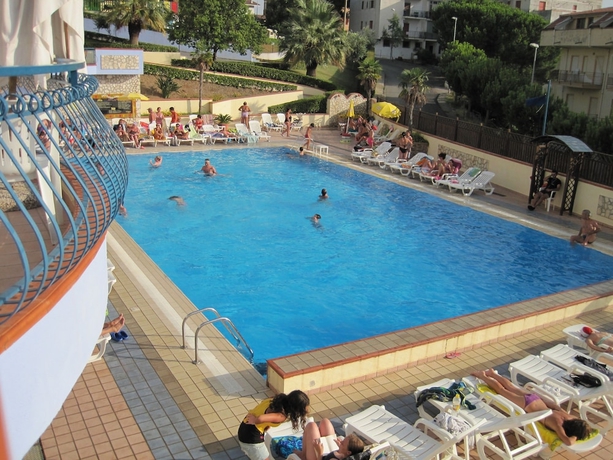 Imagen de la piscina del Hotel Panorama Residence, Scalea. Foto 19