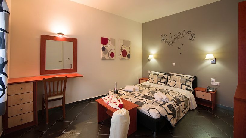 Imagen de la habitación del Hotel Panorama Resort, Kalamata. Foto 4