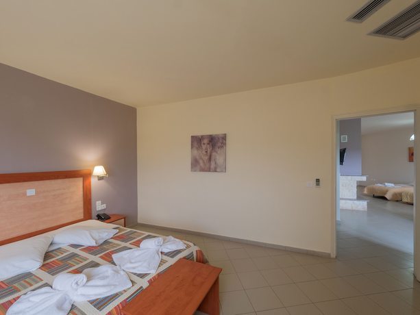 Imagen de la habitación del Hotel Panorama Resort, Kalamata. Foto 14