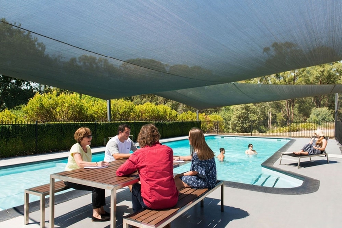 Imagen de la piscina del Hotel Panorama Retreat and Resort. Foto 19