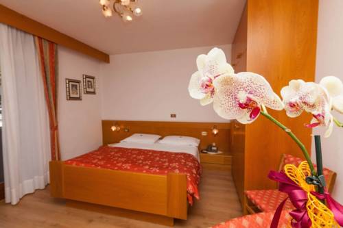 Imagen de la habitación del Hotel Panorama, San Martino di Castrozza. Foto 1