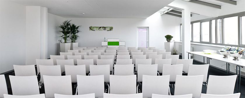 Imagen de los interiores del Hotel Panorama Schweinfurt. Foto 8