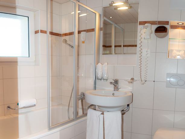 Imagen de la habitación del Hotel Panorama, Scuol. Foto 12