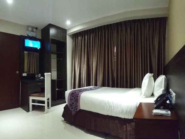 Imagen de la habitación del Hotel Panorama Summit. Foto 12