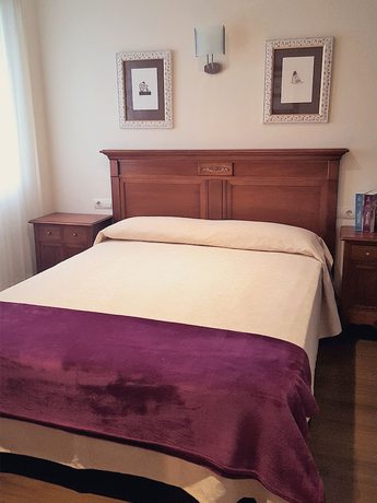 Imagen de la habitación del Hotel Panorama Tapia. Foto 19