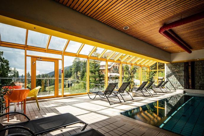 Imagen de la piscina del Hotel Panorama Turracher H&ouml;he. Foto 17