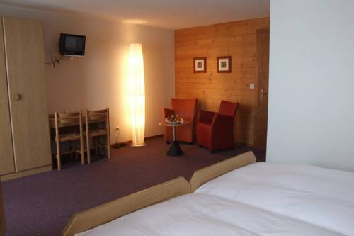 Imagen de la habitación del Hotel Panorama & Restaurant. Foto 6