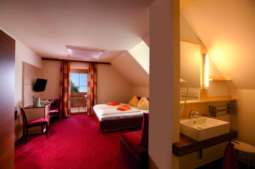 Imagen de la habitación del Hotel Panoramahof Loipersdorf. Foto 13