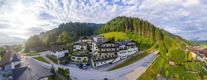 Imagen general del Hotel Panoramahotel G&uuml;rtl. Foto 3