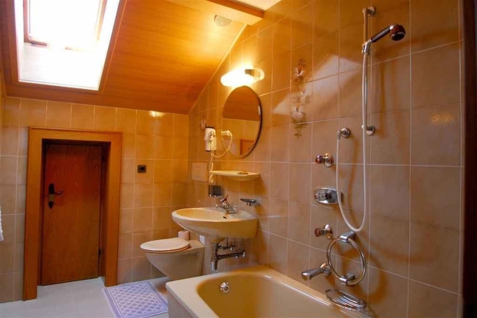 Imagen de la habitación del Hotel Panoramahotel Post. Foto 10