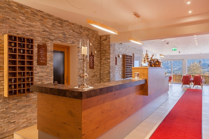 Imagen de los interiores del Hotel Panoramahotel Talhof. Foto 18