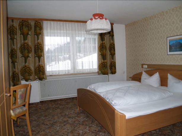 Imagen de la habitación del Hotel Panoramahotel Talhof. Foto 5