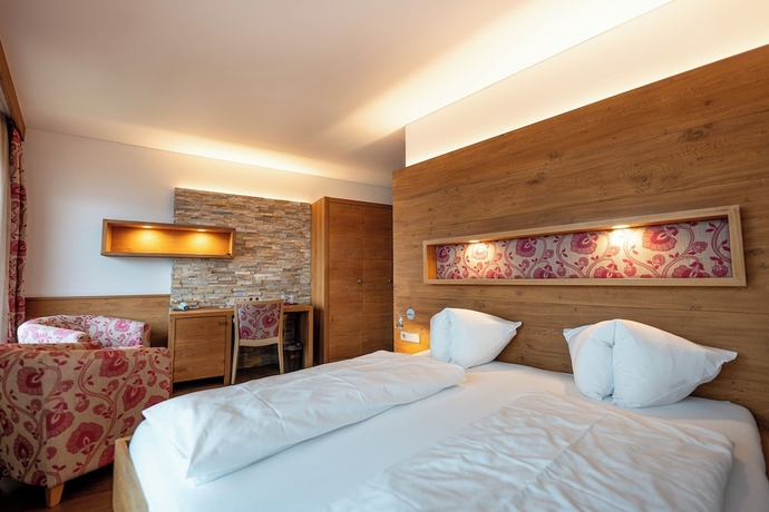 Imagen de la habitación del Hotel Panoramahotel Watles. Foto 6