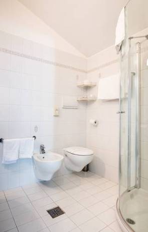 Imagen de la habitación del Hotel Panoramic Benacus. Foto 9