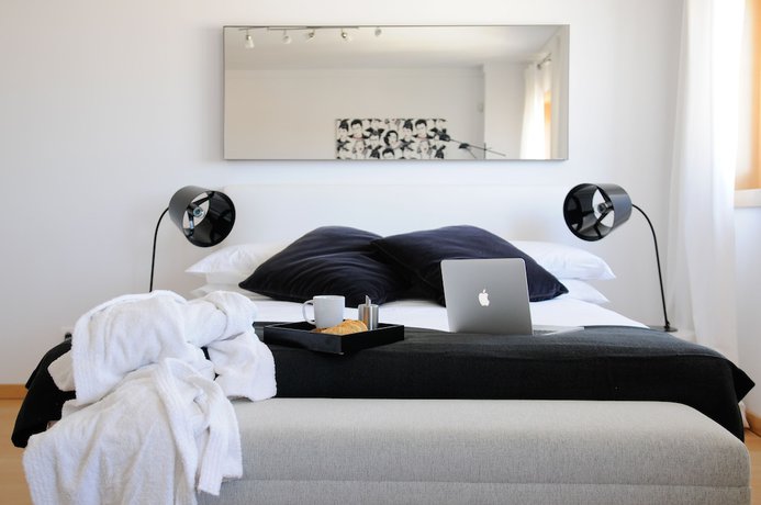 Imagen de la habitación del Hotel Panoramic Living. Foto 15