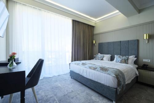 Imagen general del Hotel Panoramic Mamaia. Foto 2
