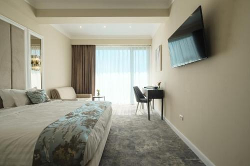 Imagen de la habitación del Hotel Panoramic Mamaia. Foto 18
