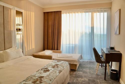 Imagen de la habitación del Hotel Panoramic Mamaia. Foto 20