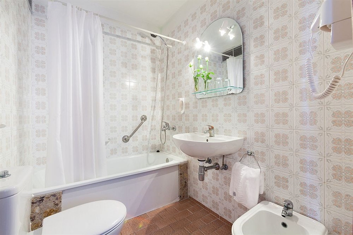 Imagen de la habitación del Hotel Panoramica Garden. Foto 6