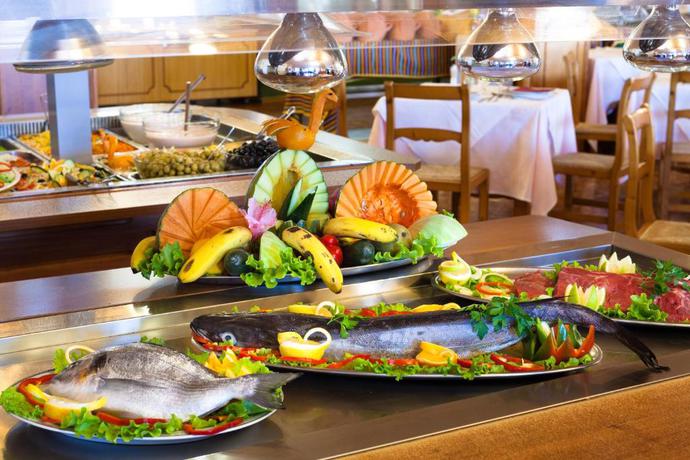 Imagen del bar/restaurante del Hotel Panoramica Garden. Foto 2