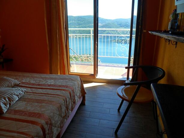 Imagen de la habitación del Hotel Panoramico, Orta San Giulio. Foto 17
