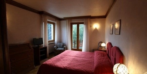 Imagen de la habitación del Hotel Panoramique, Mongnod. Foto 12