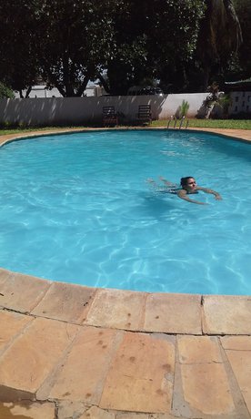 Imagen de la piscina del Hotel Panori. Foto 20