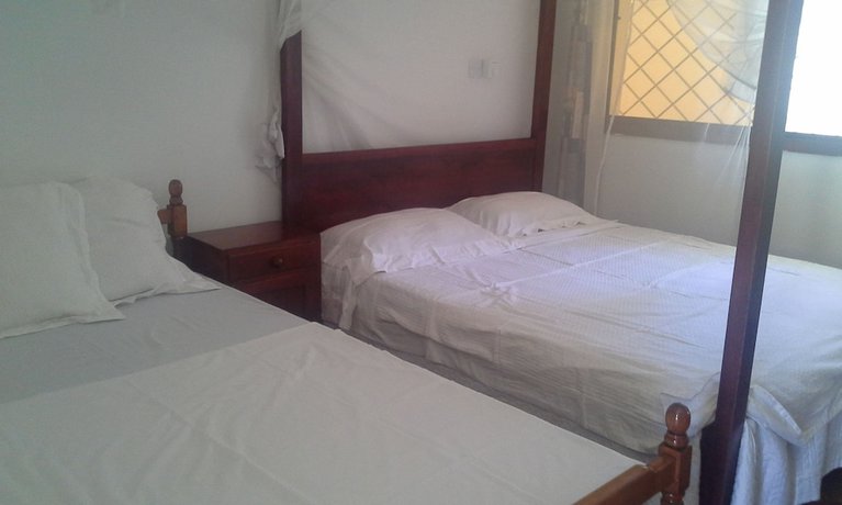 Imagen de la habitación del Hotel Panori. Foto 12