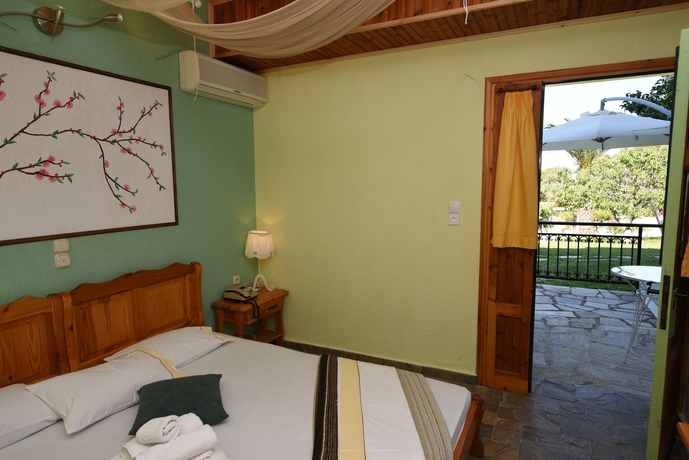 Imagen de la habitación del Hotel Panormos Beach Skopelos. Foto 8